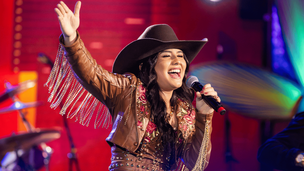 Imagem JPG, Fiorella lança 