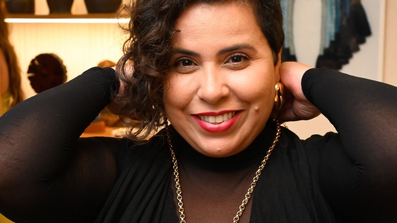 Imagem JPG, Designer de joias goiana Karine Brasil é uma das selecionadas para participar do Milano Jewellery Week, com peças realistas inspiradas em histórias de superação