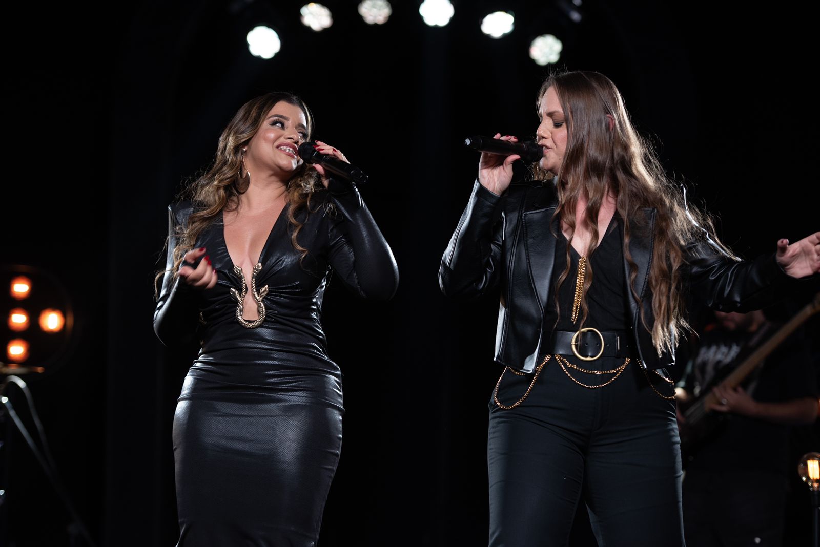 Imagem JPG, May e Gabi gravam seu segundo DVD