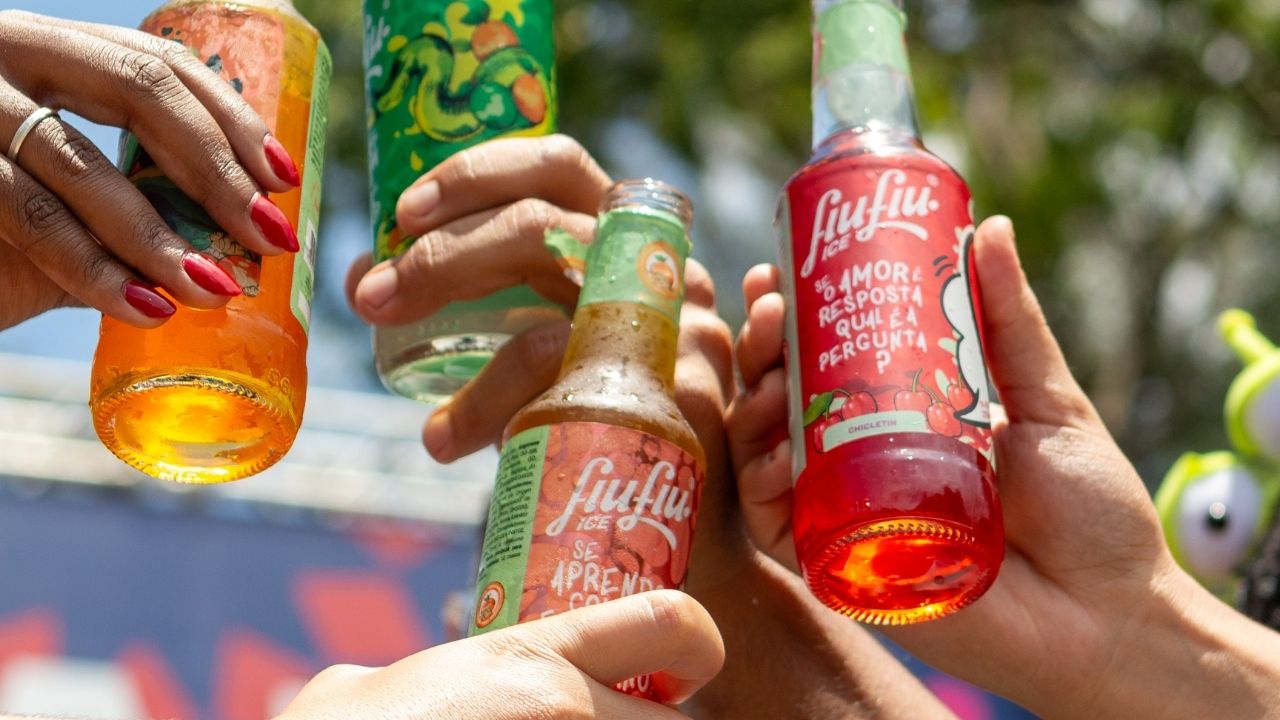 Imagem JPG, Carnaval 2025: Confira onde encontrar Fiu-Fiu, a bebida oficial da folia!