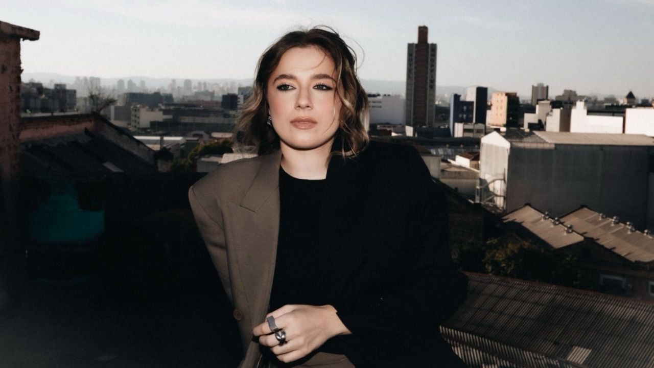 Imagem JPG, Giana alcança 1 milhão de streams com 