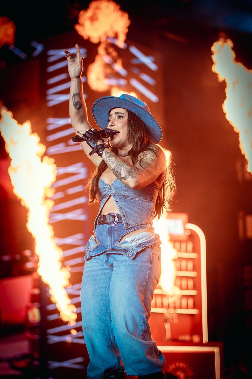 Imagem JPG, Lauana Prado estreia com show animado e esquenta público na ExpoLondrina