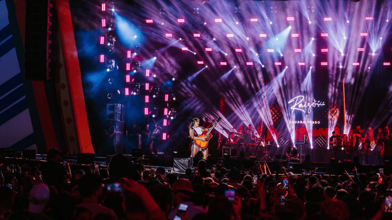 Imagem JPG, Lauana Prado estreia no São João de Petrolina com show para mais de 150 mil pessoas