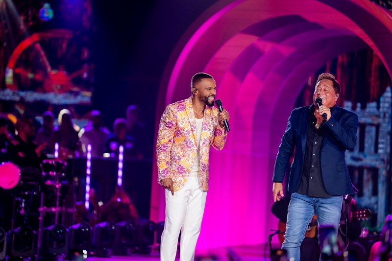 Imagem JPG, Alexandre Pires revisita sucesso 