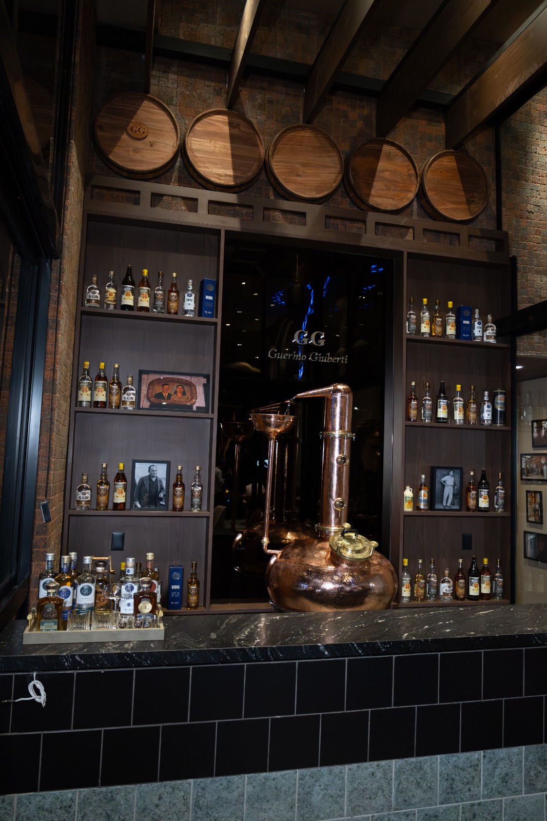 Imagem JPG, Bar em Goiânia com alambique que simula fabricação de cachaça dentro do ambiente abre as portas em Goiânia, nesta sexta-feira (17)
