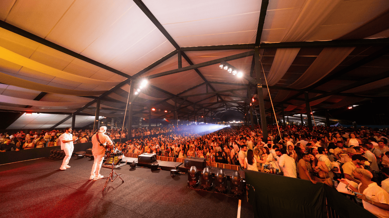 Imagem JPG, Réveillon Viva Piri 2026 reúne milhares de pessoas e consolida Pirenópolis como destino da virada no Centro-Oeste