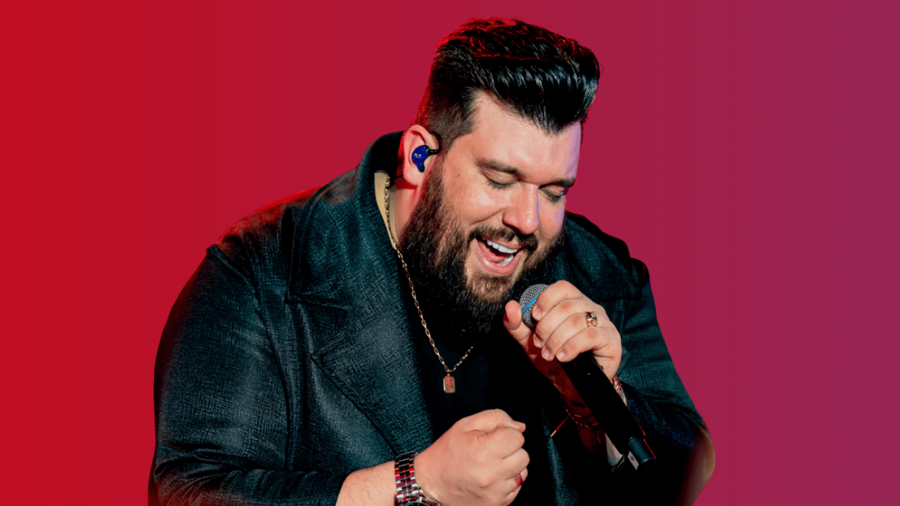  Máquina de hits: Panda se consolida como gigante no sertanejo, emplaca nove músicas nos charts e vive o melhor momento da carreira 